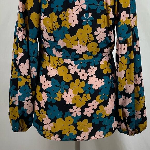 Cabi Black Bold Floral Button Down Cottage DollCore Shirt NWOT Size XS Oversized - Picture 7 of 11